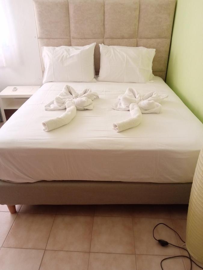Kournás 360 Panorama House - Gazing At Horizon And The Stars Of The Galaxy In The Night - Fresh Cool Breeze Most Of The Time - Just 7 Min From The Beach מראה חיצוני תמונה