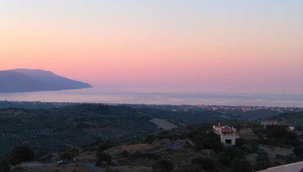 Kournás 360 Panorama House - Gazing At Horizon And The Stars Of The Galaxy In The Night - Fresh Cool Breeze Most Of The Time - Just 7 Min From The Beach מראה חיצוני תמונה